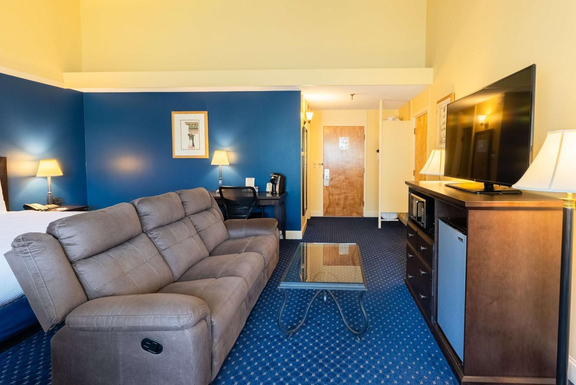 Fireside Inn & Suites Waterville Exterior photo