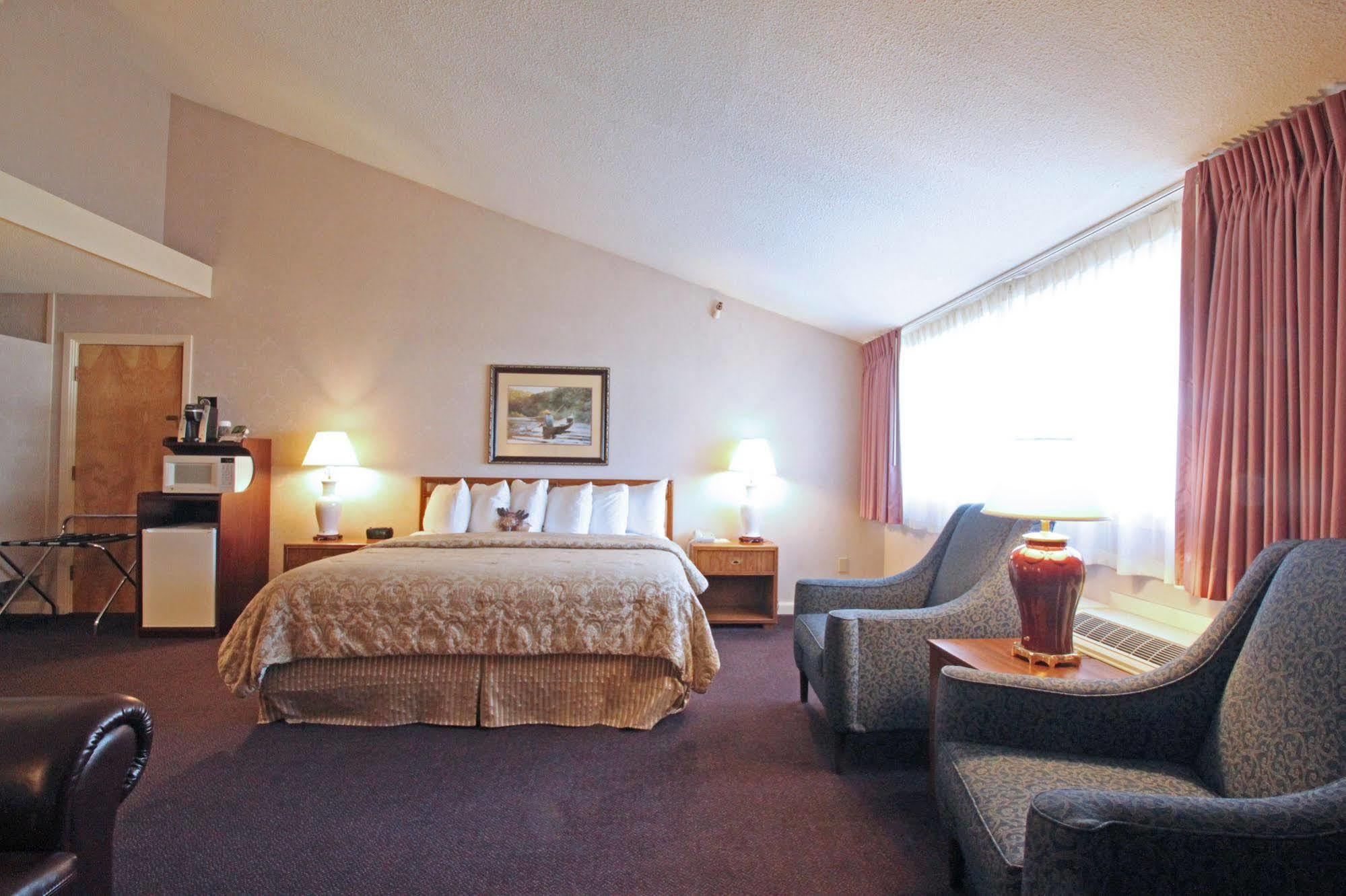 Fireside Inn & Suites Waterville Exterior photo